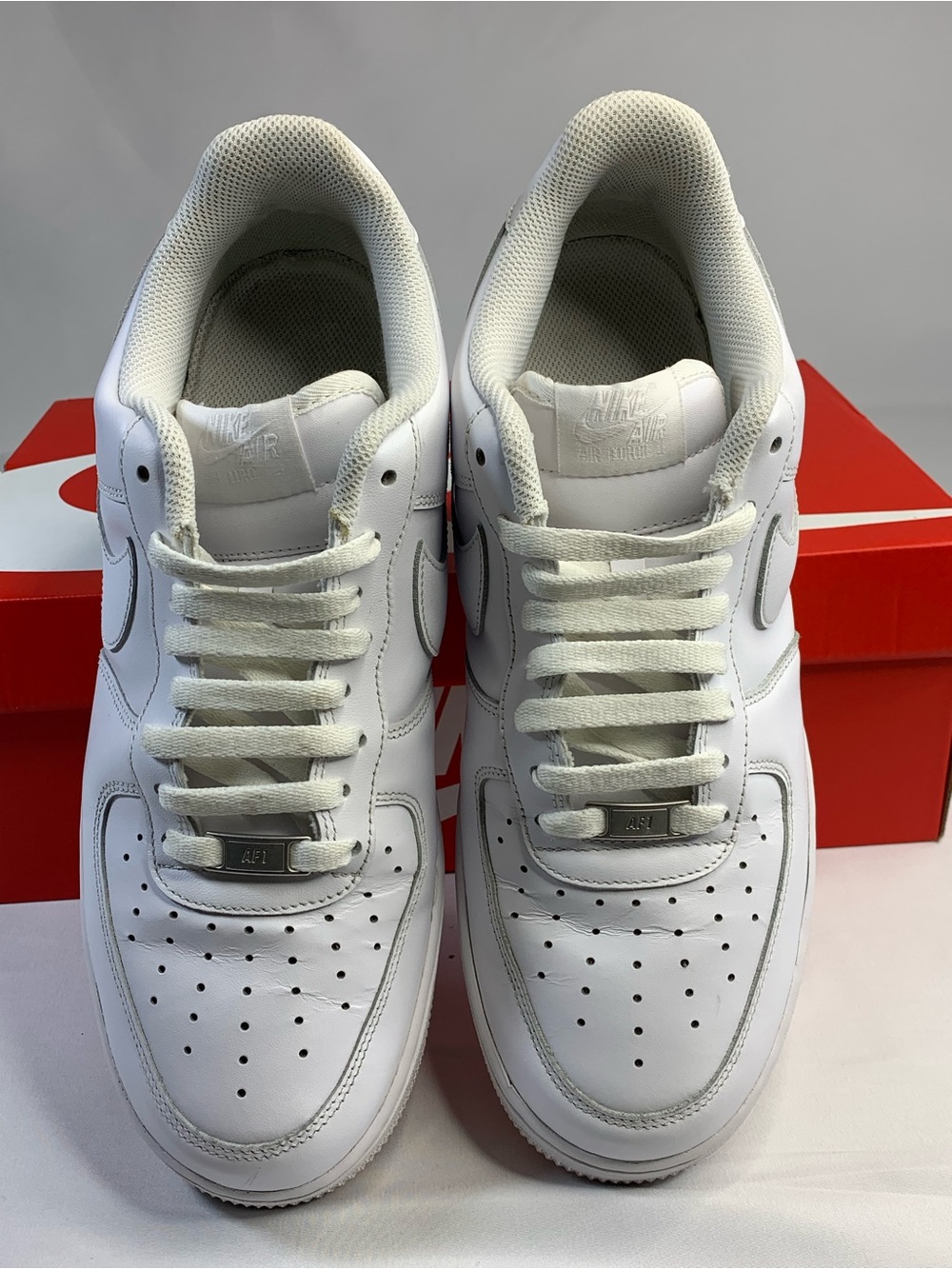 Nike White Men's Low-Top Sneakers